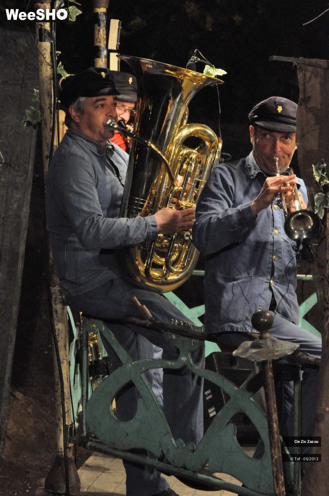 23/25 photos du spectacle Le Kiosque, Zic Zazou