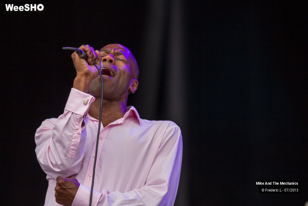 2/30 photos du spectacle Mike And The Mechanics