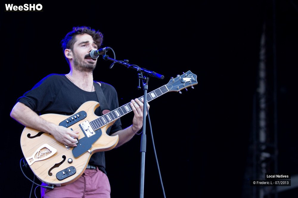 1/17 photos du spectacle Local Natives