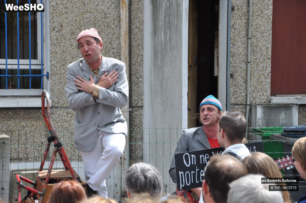 8/56 photos du spectacle Les Bonnets Duforme
