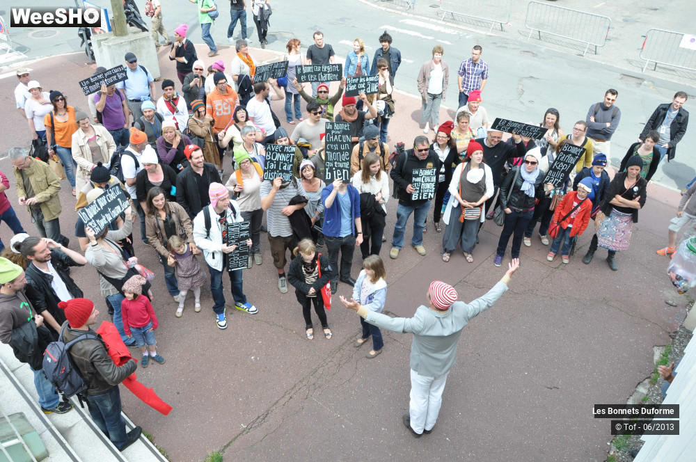 10/56 photos du spectacle Les Bonnets Duforme