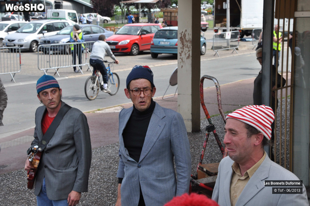 12/56 photos du spectacle Les Bonnets Duforme