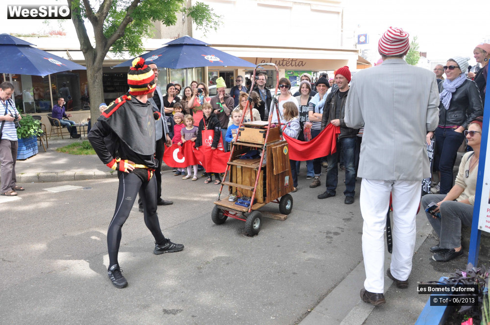 14/56 photos du spectacle Les Bonnets Duforme