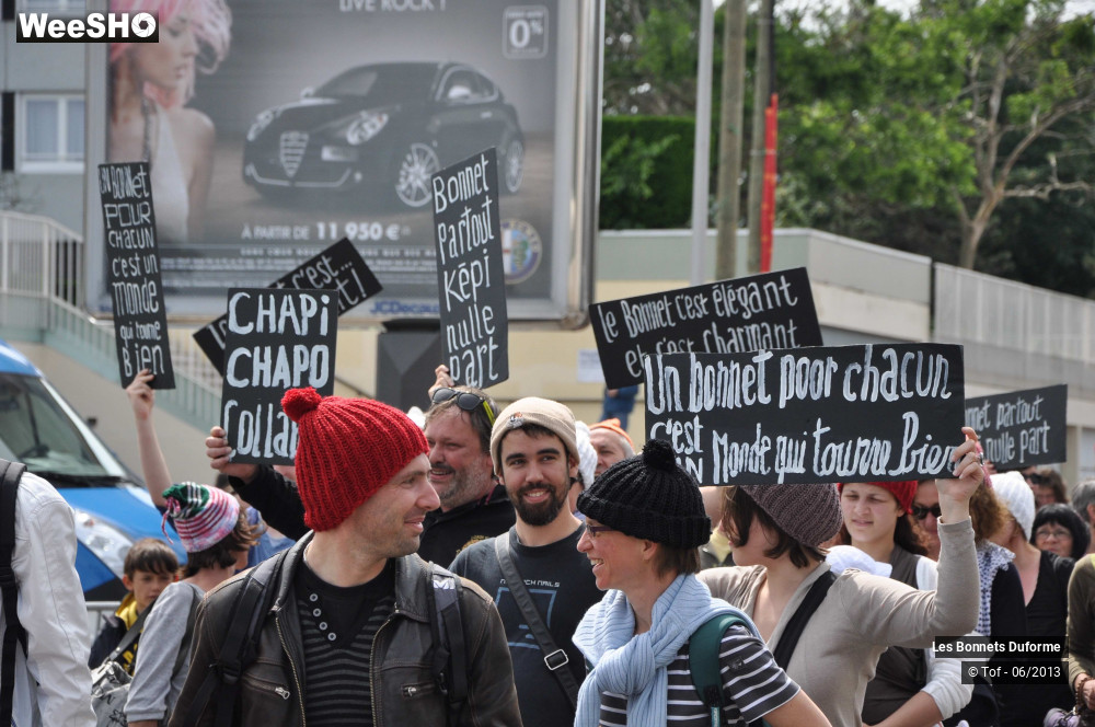 24/56 photos du spectacle Les Bonnets Duforme