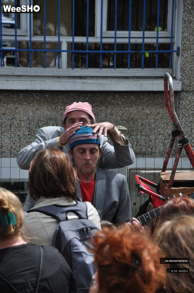 35/56 photos du spectacle Les Bonnets Duforme