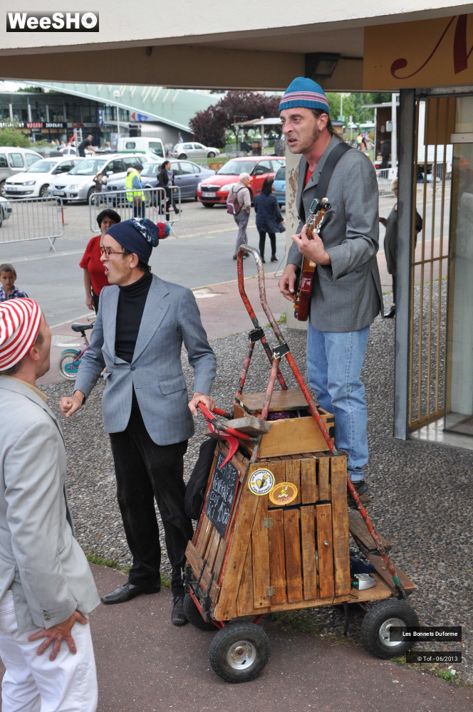 38/56 photos du spectacle Les Bonnets Duforme