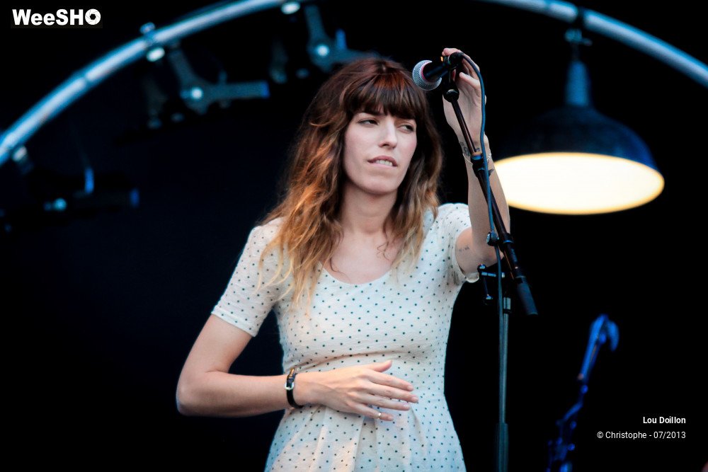4/33 photos du spectacle Lou Doillon