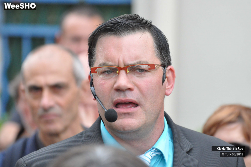 3/47 photos du spectacle A vendre