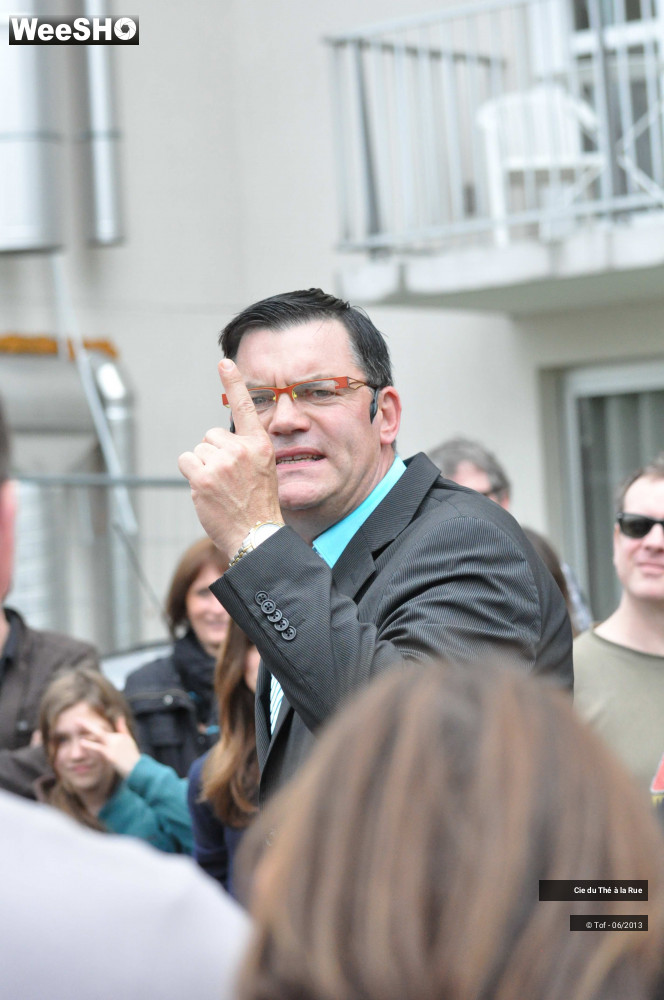 28/47 photos du spectacle A vendre