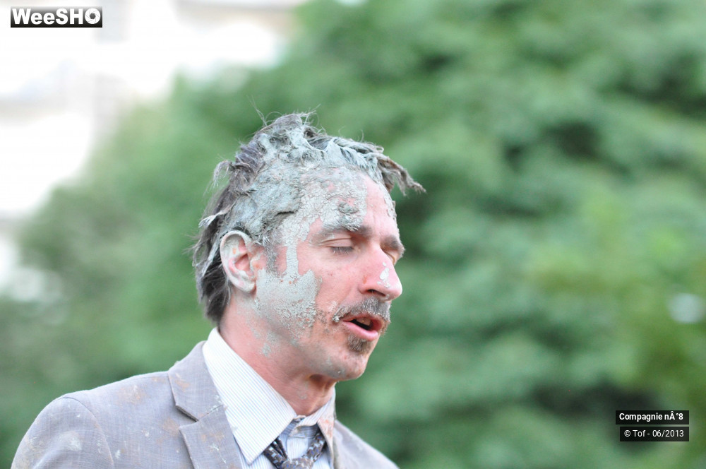 13/48 photos du spectacle Monstre d'Humanité