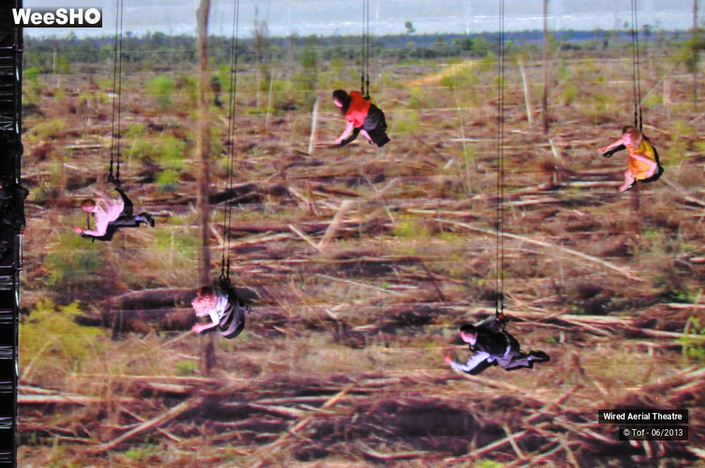 22/40 photos du spectacle As the World Tipped