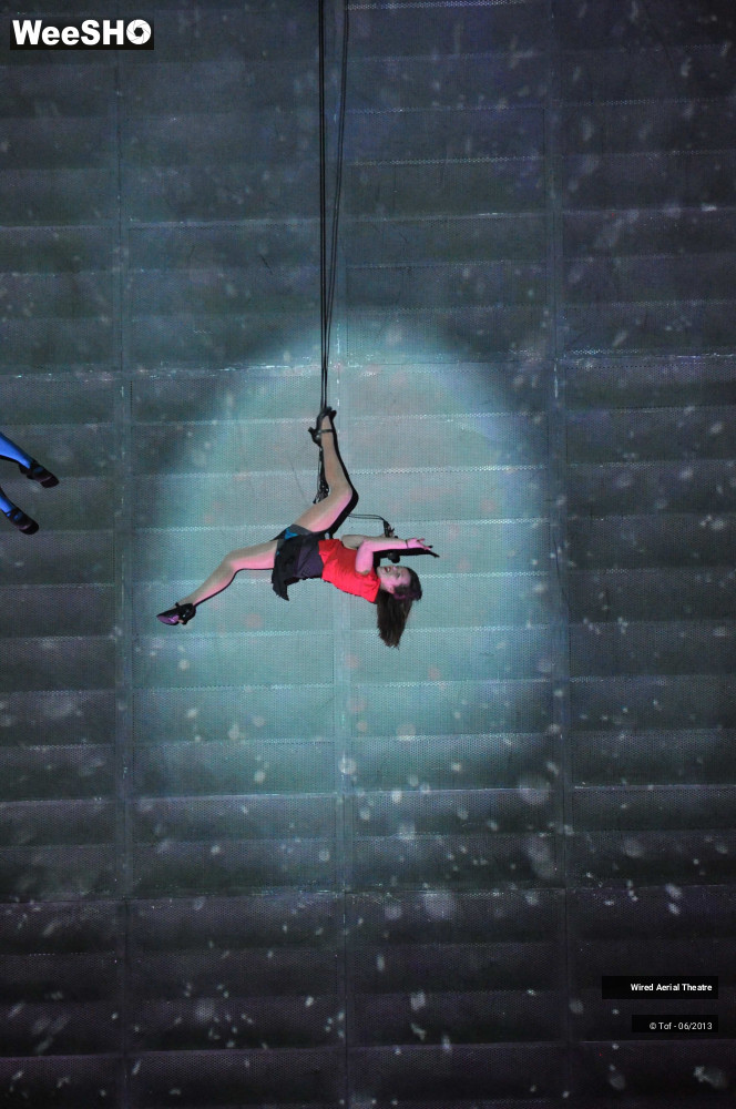 32/40 photos du spectacle As the World Tipped