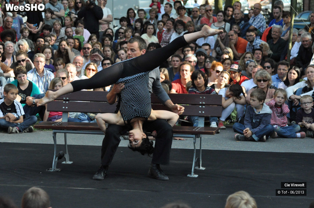 4/56 photos du spectacle Banc Public