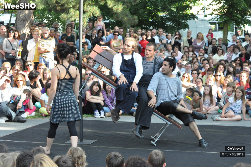 11/56 photos du spectacle Banc Public