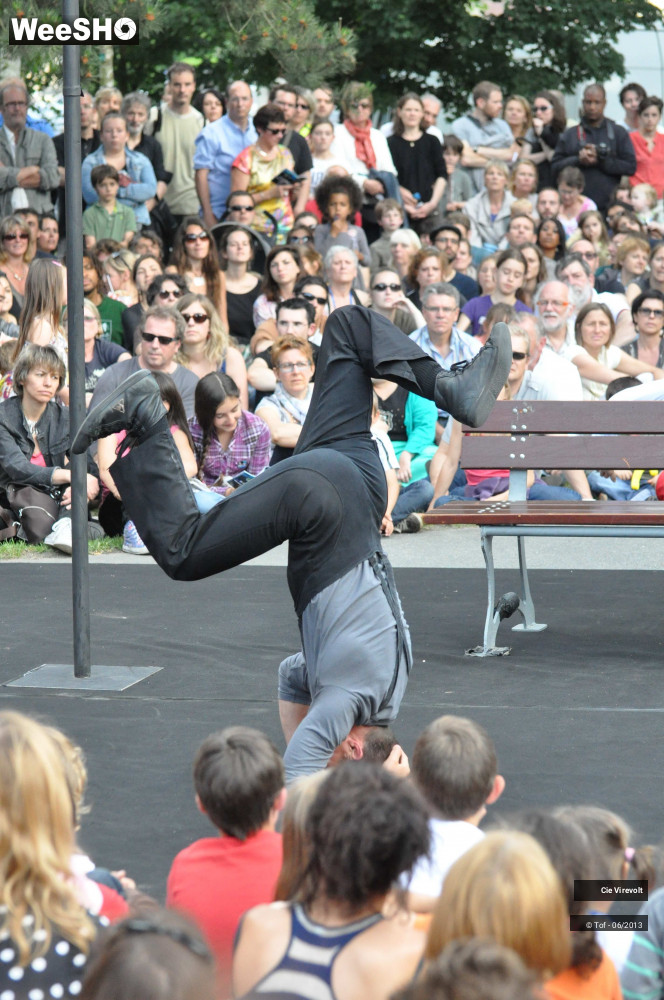 20/56 photos du spectacle Banc Public