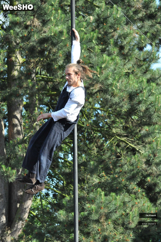 25/56 photos du spectacle Banc Public