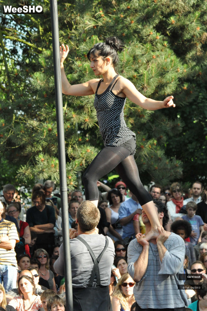 28/56 photos du spectacle Banc Public