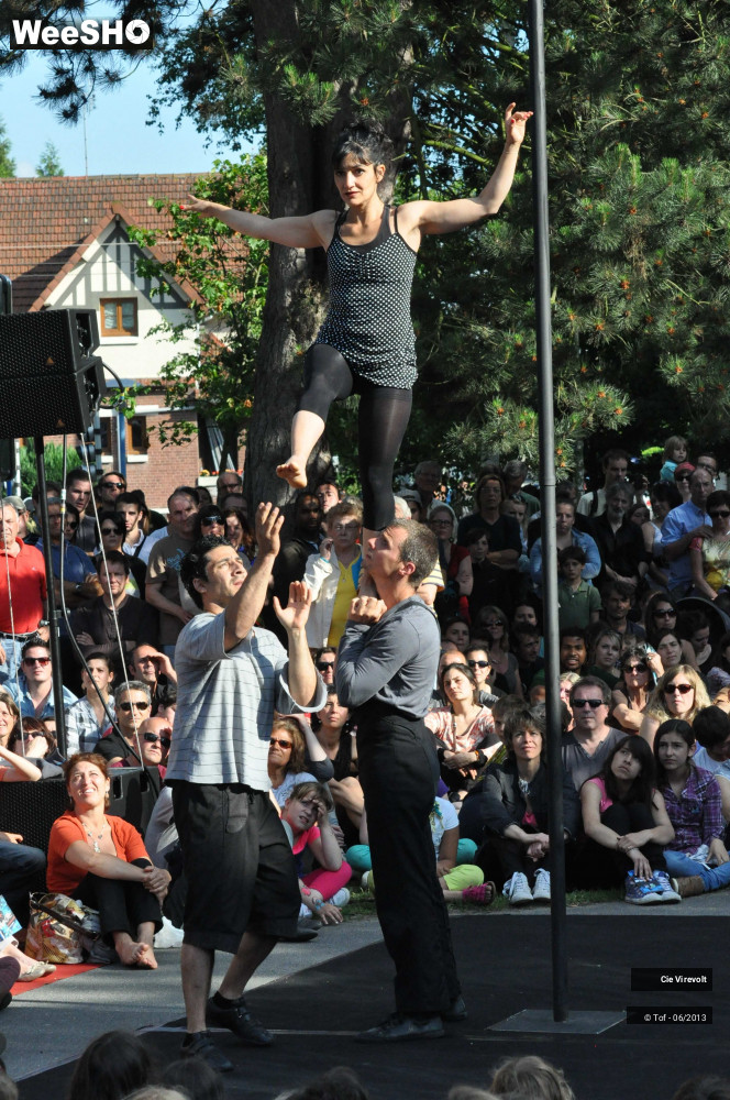 29/56 photos du spectacle Banc Public