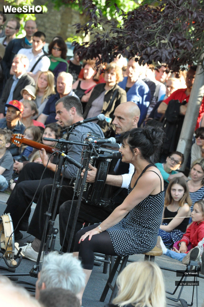35/56 photos du spectacle Banc Public