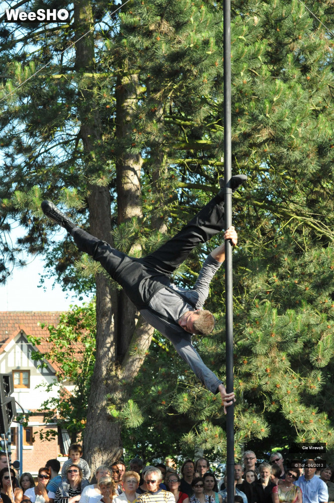 39/56 photos du spectacle Banc Public