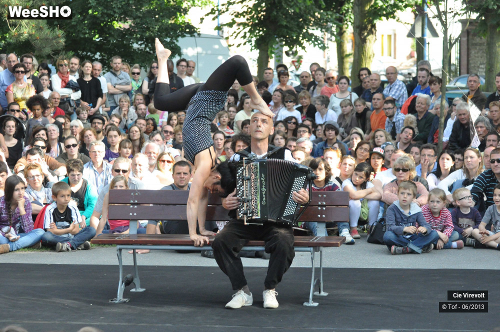 49/56 photos du spectacle Banc Public
