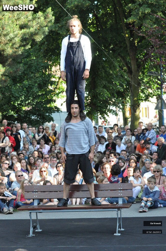 55/56 photos du spectacle Banc Public