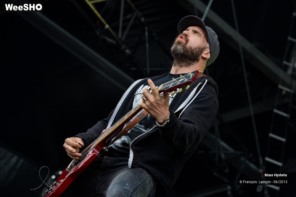 24/34 photos du spectacle Mass Hysteria