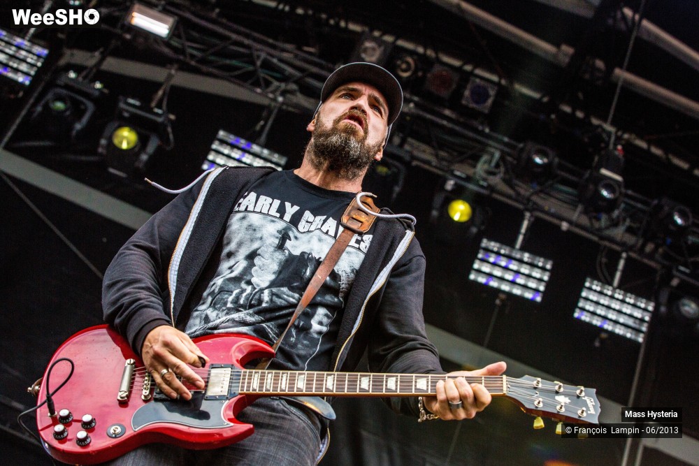 32/34 photos du spectacle Mass Hysteria