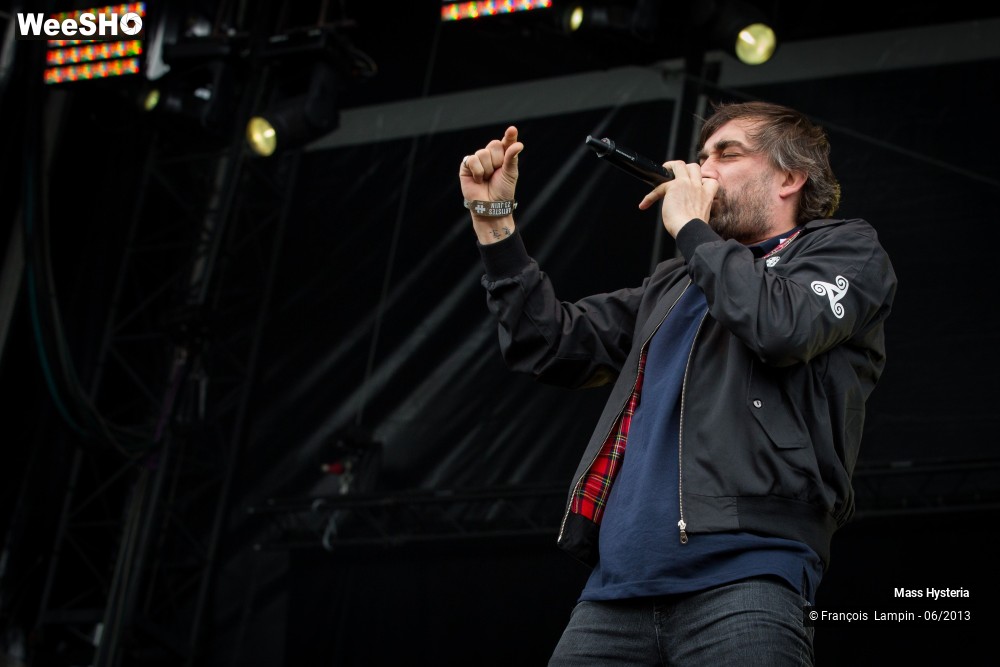 34/34 photos du spectacle Mass Hysteria