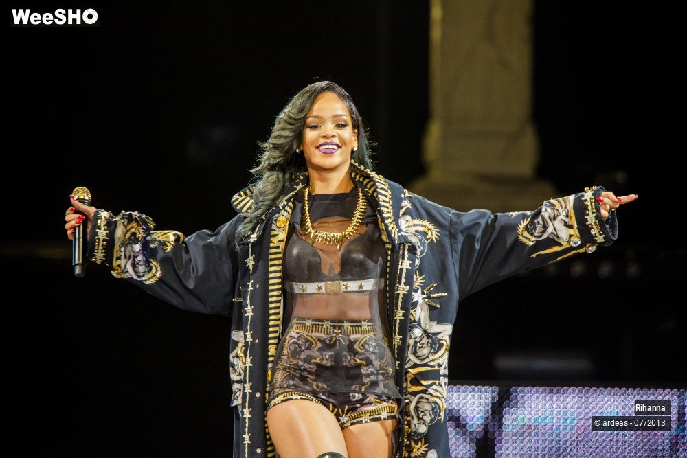 3/45 photos du spectacle Rihanna