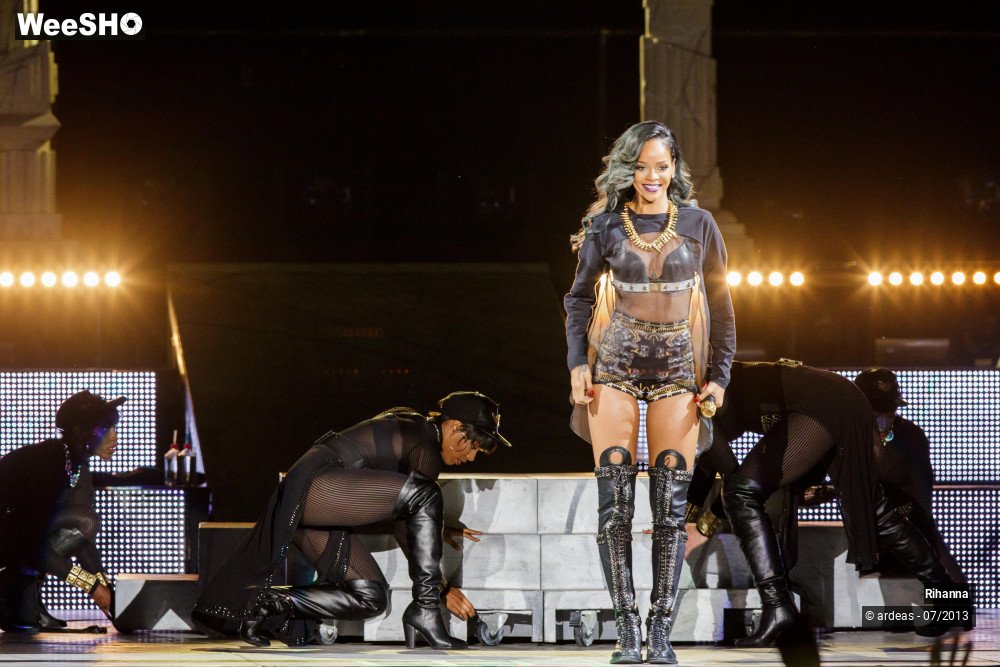 16/45 photos du spectacle Rihanna