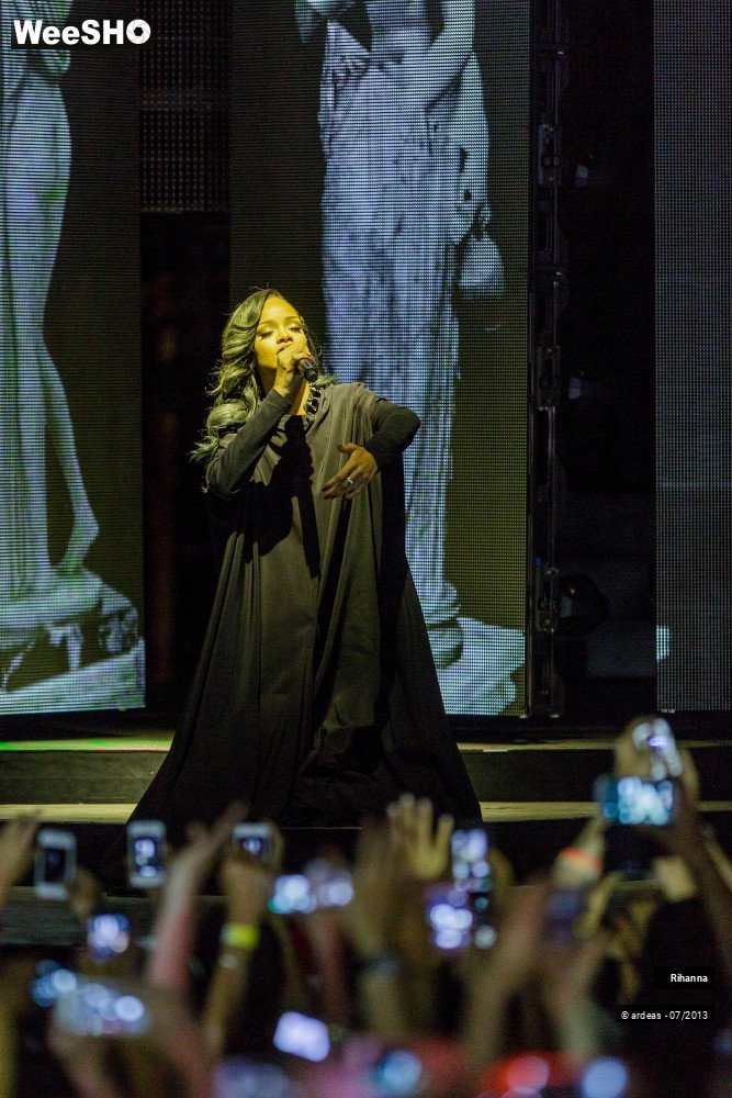 43/45 photos du spectacle Rihanna
