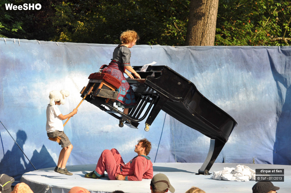 1/58 photos du spectacle Le Carrousel des Moutons