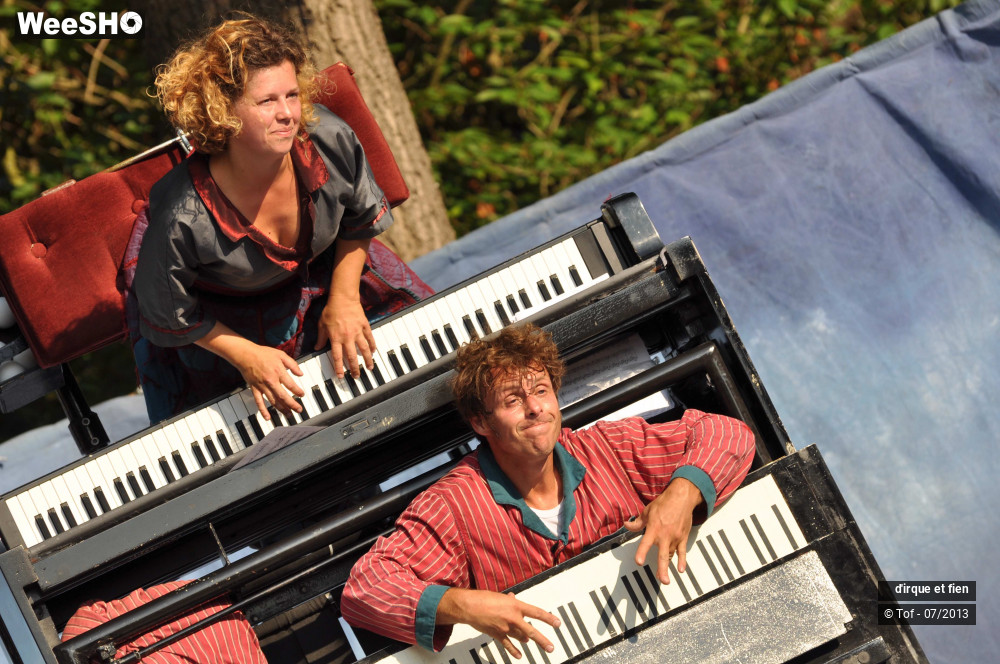 6/58 photos du spectacle Le Carrousel des Moutons