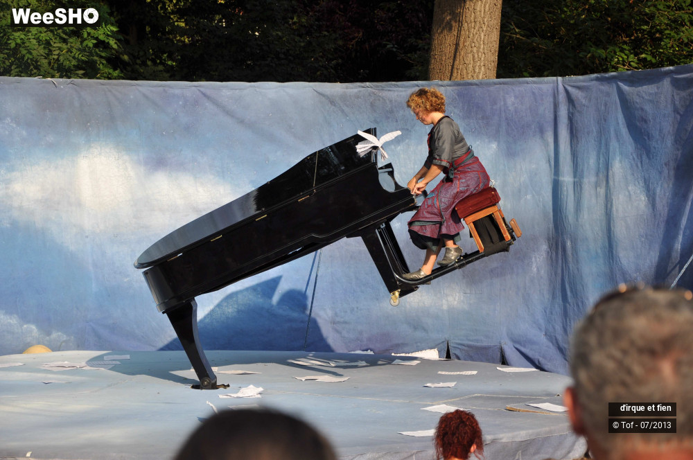 12/58 photos du spectacle Le Carrousel des Moutons