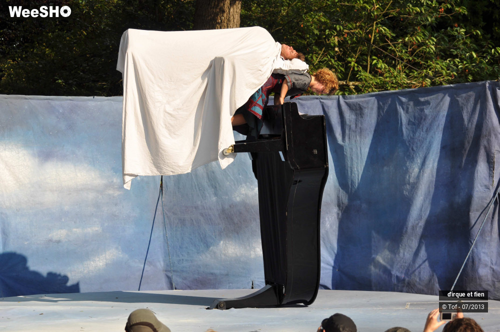 15/58 photos du spectacle Le Carrousel des Moutons