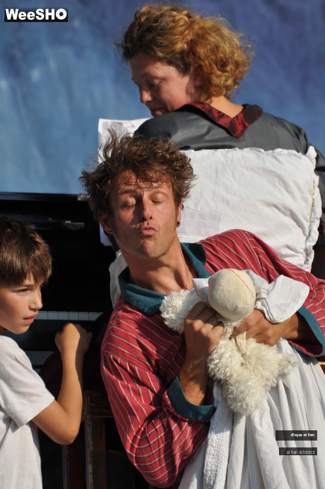 25/58 photos du spectacle Le Carrousel des Moutons