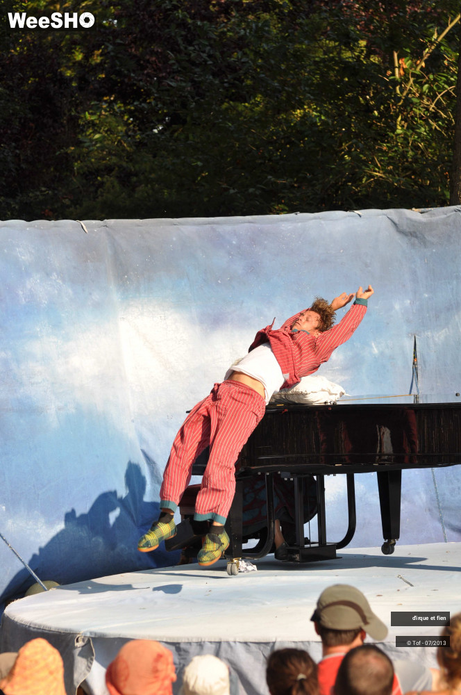 33/58 photos du spectacle Le Carrousel des Moutons