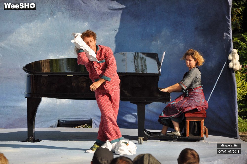 51/58 photos du spectacle Le Carrousel des Moutons