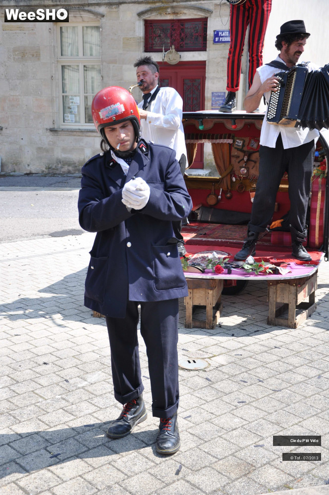 32/49 photos du spectacle Petafun Tour