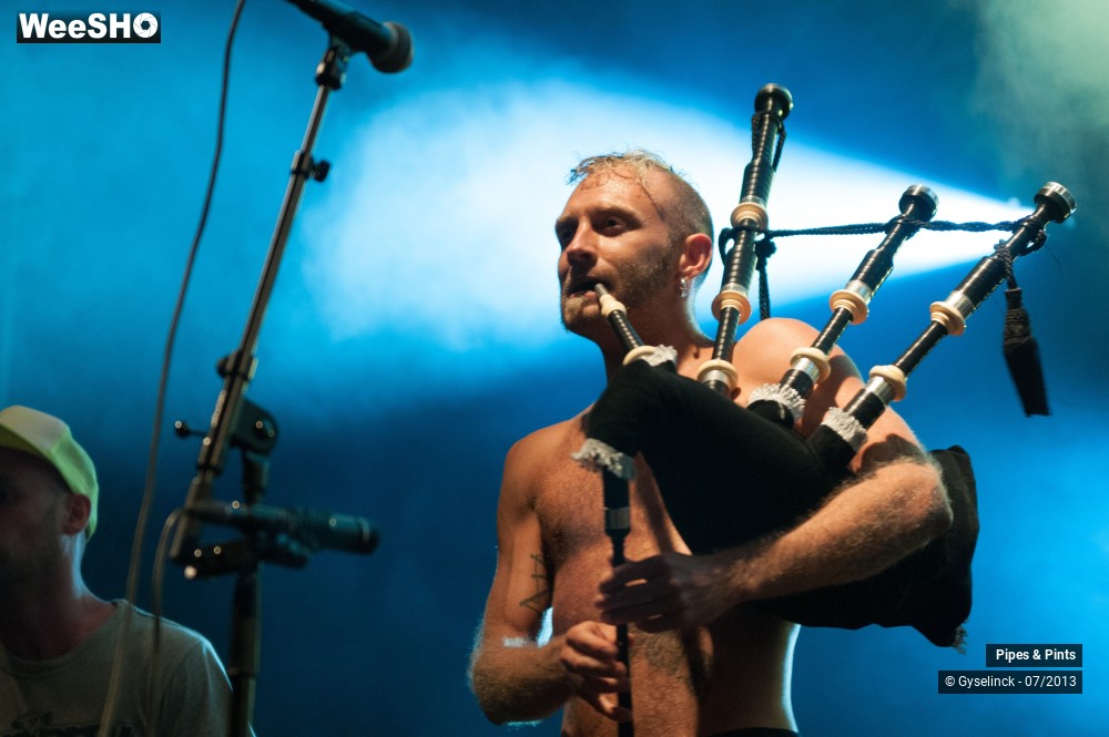 23/28 photos du spectacle Pipes & Pints