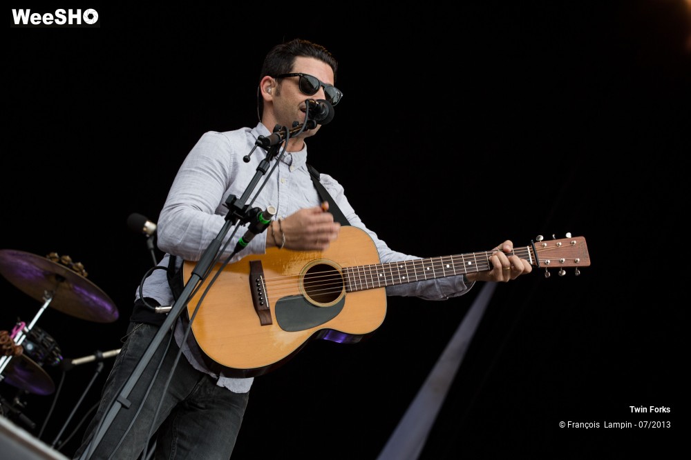 9/22 photos du spectacle Twin Forks