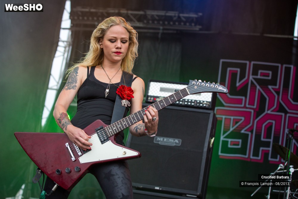 2/48 photos du spectacle Crucified Barbara