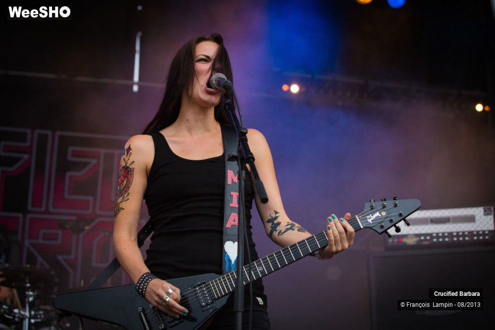 7/48 photos du spectacle Crucified Barbara