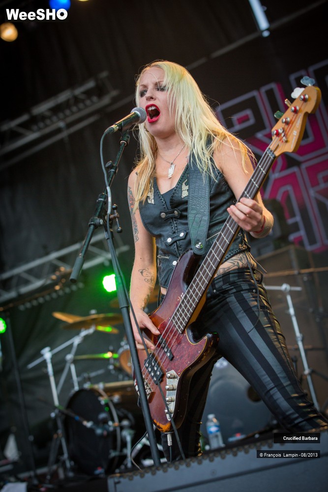 10/48 photos du spectacle Crucified Barbara