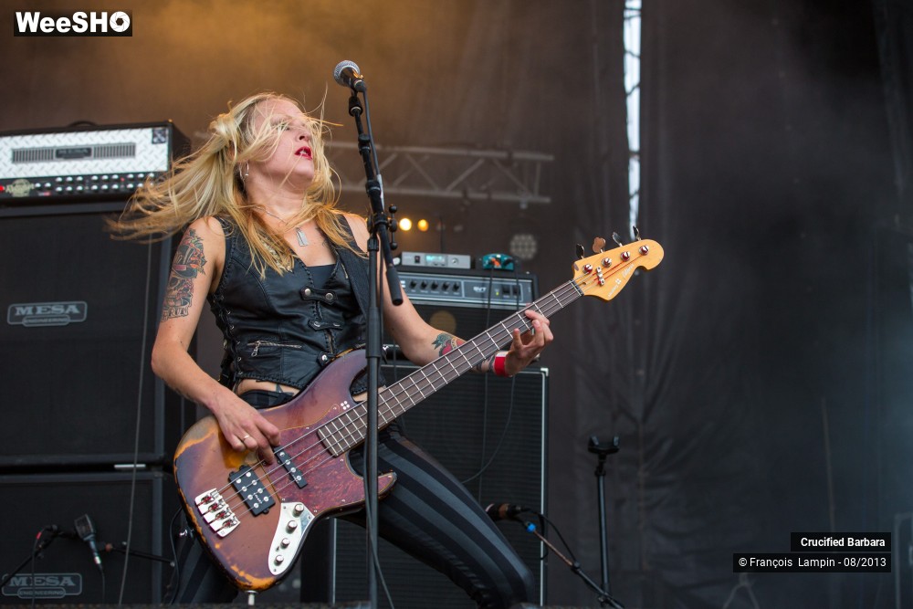 13/48 photos du spectacle Crucified Barbara