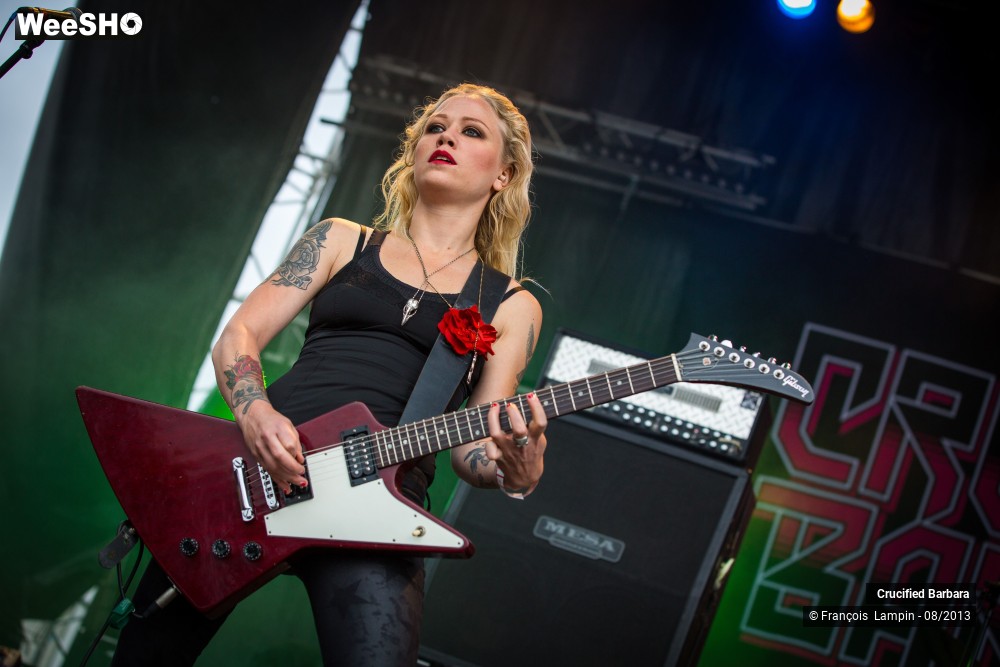 27/48 photos du spectacle Crucified Barbara