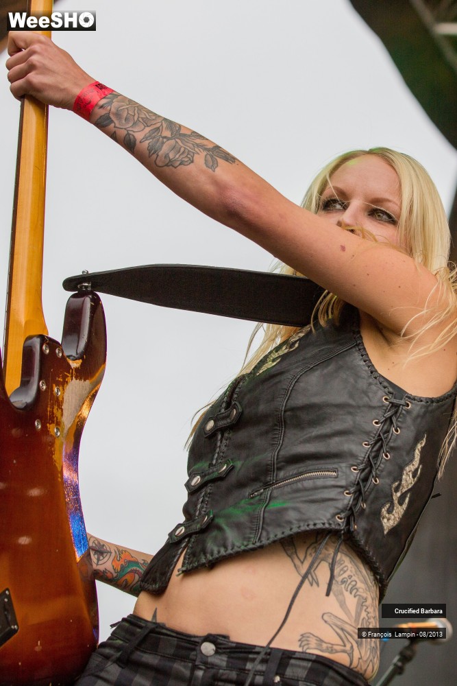 35/48 photos du spectacle Crucified Barbara