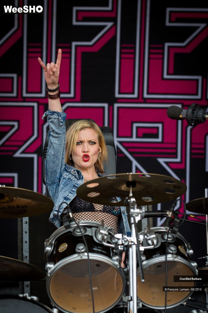 40/48 photos du spectacle Crucified Barbara