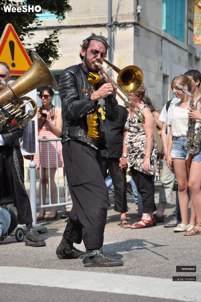 25/55 photos du spectacle Psychiatrik Fanfaroïd